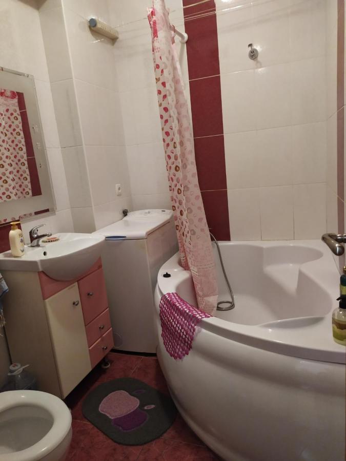 Двокімнатна Квартира В Центрі Міста إلفيف المظهر الخارجي الصورة